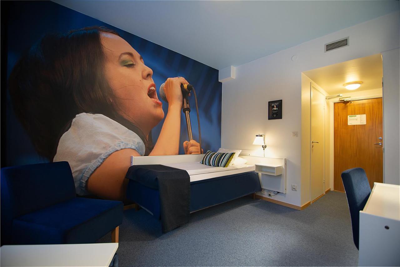 Hotell Hulingen ฮุลท์สเฟรด ภายนอก รูปภาพ
